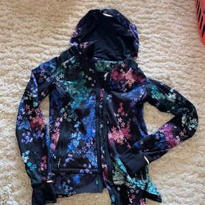 lululemon floral black windbreaker